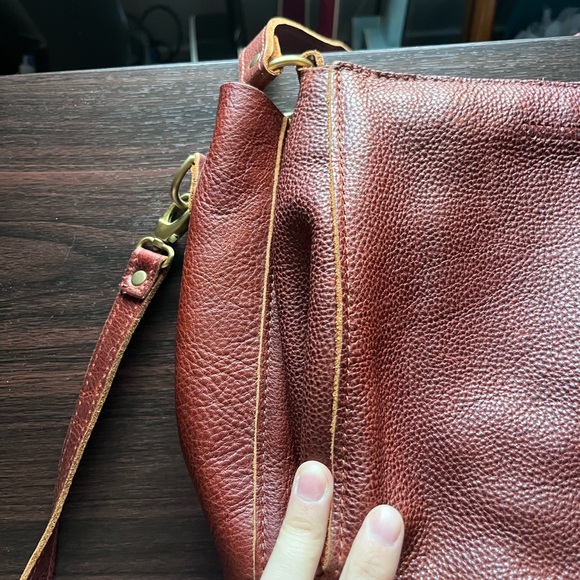 Portland Leather Triangle Bag - Picture 10 of 10